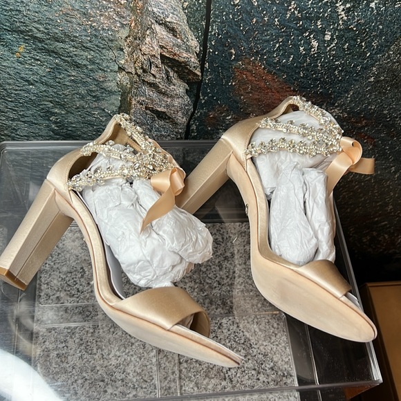 BADGLEY MISCHKA Ever After Embellished Sandal - Picture 10 of 16